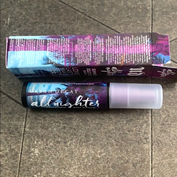 Urban Decay Other - Urban Decay allnighter long lasting setting spray